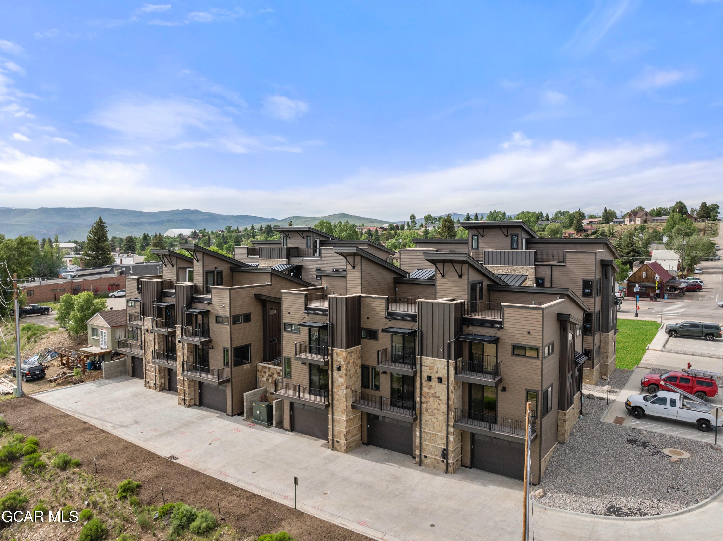 378 E AGATE Avenue 3A