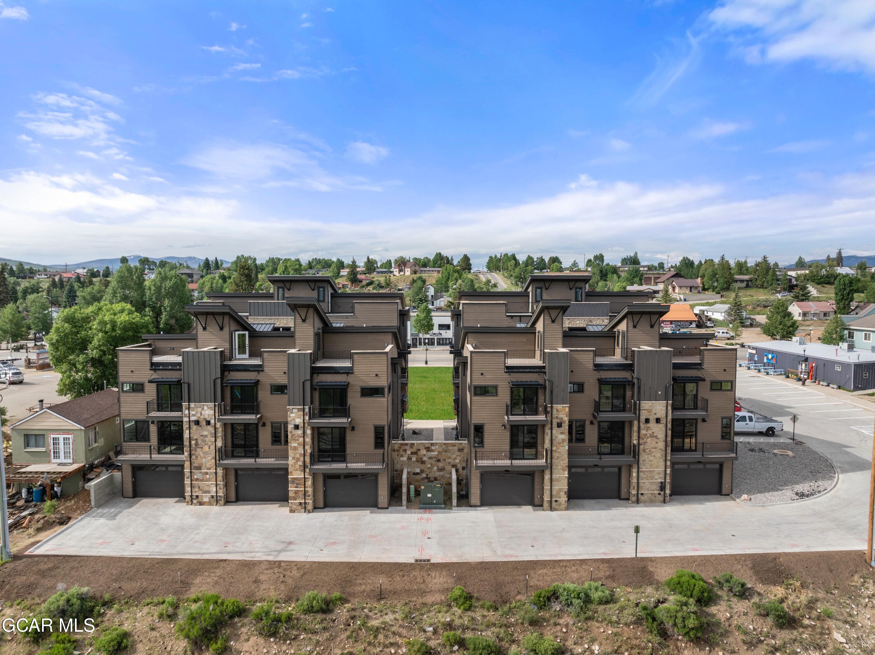378 E AGATE Avenue 3A