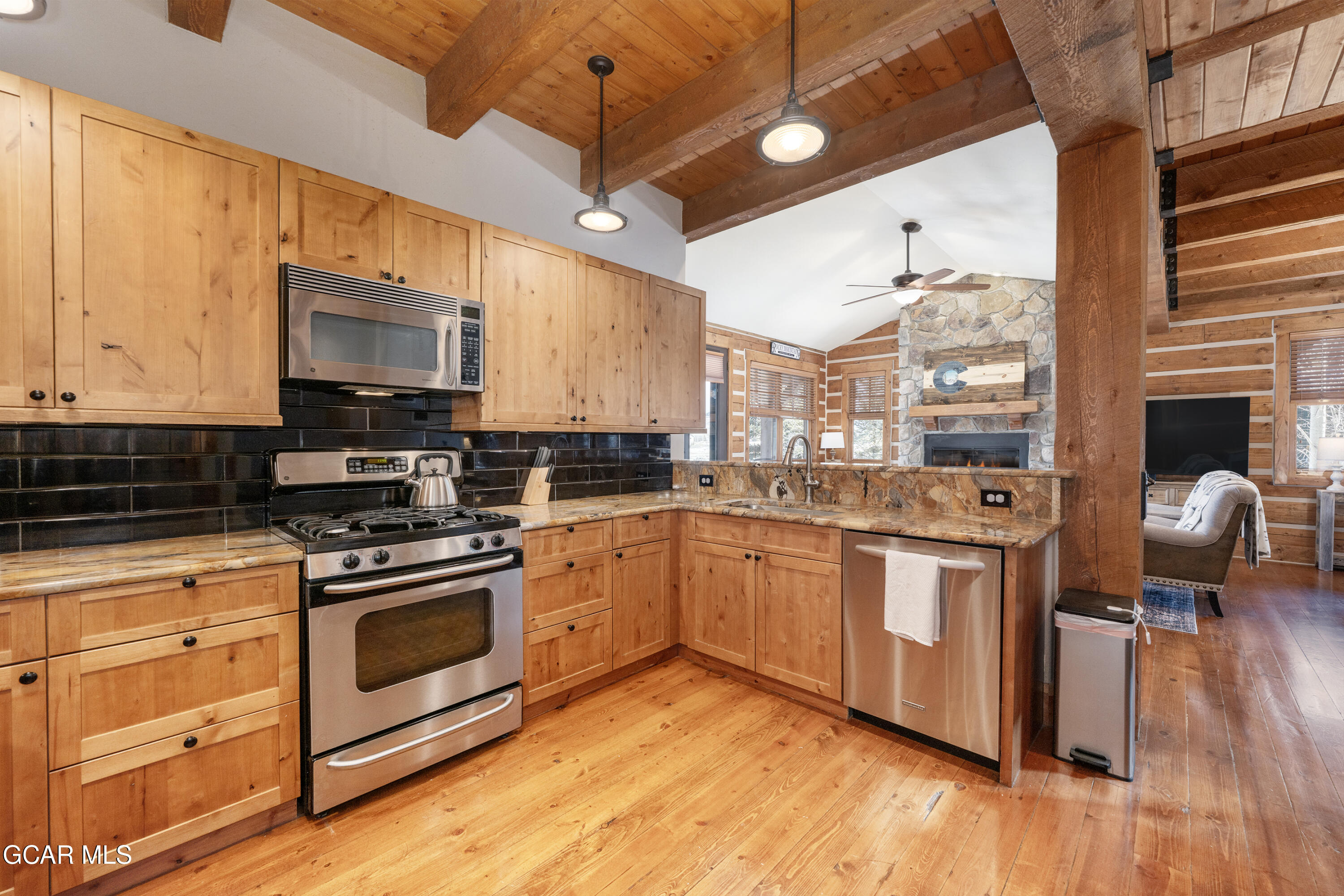 220 Thompson Road