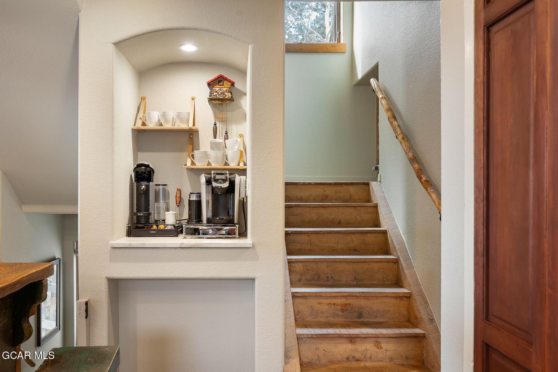 309 GRAND Avenue