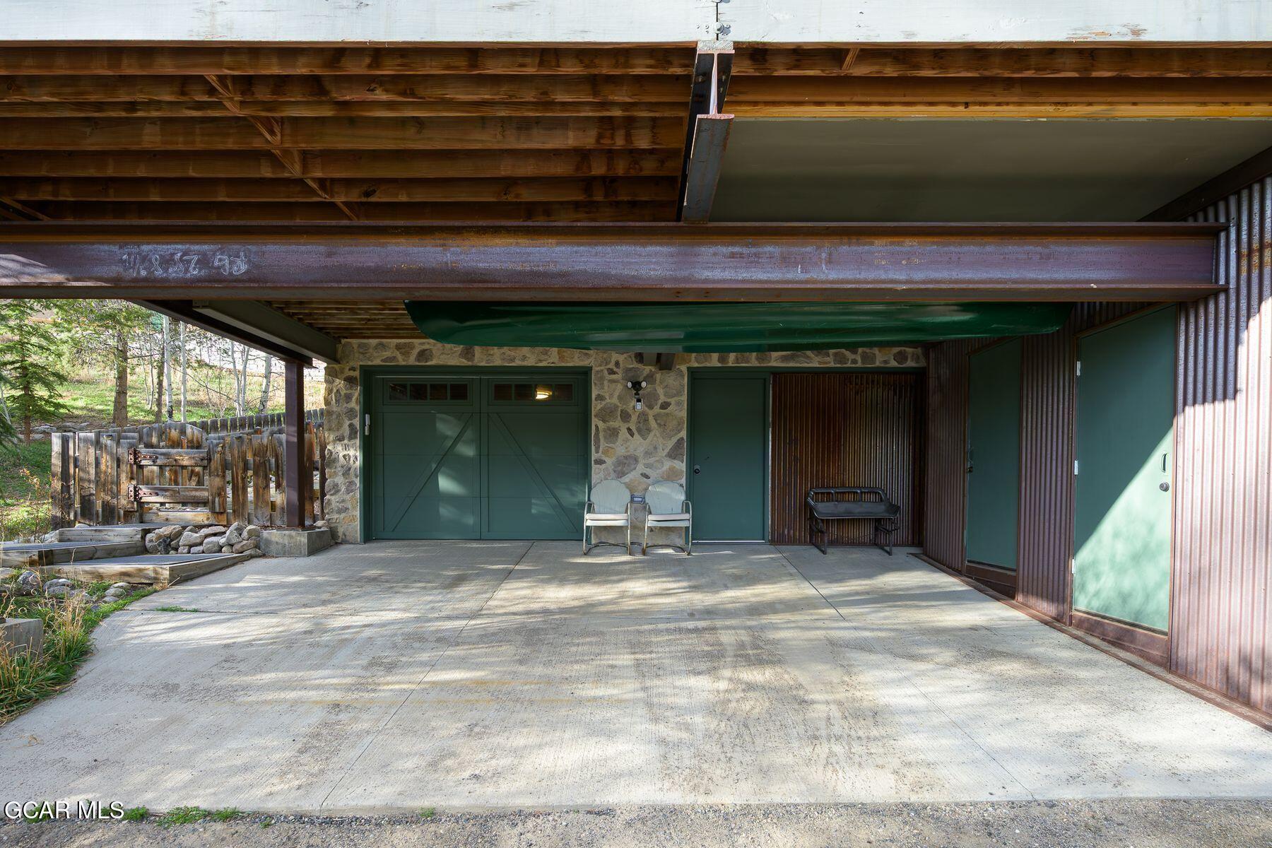 309 GRAND Avenue