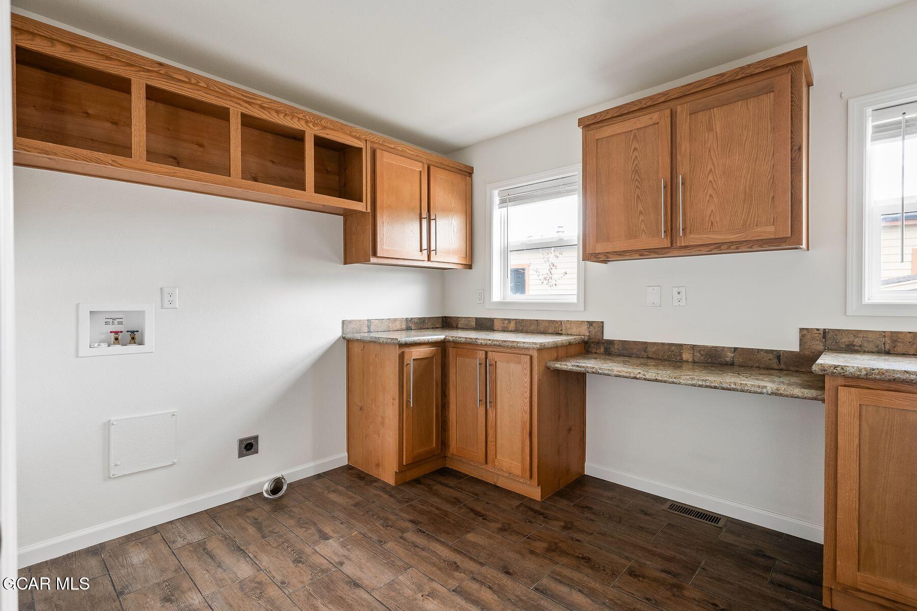 551 Summit Trail 190