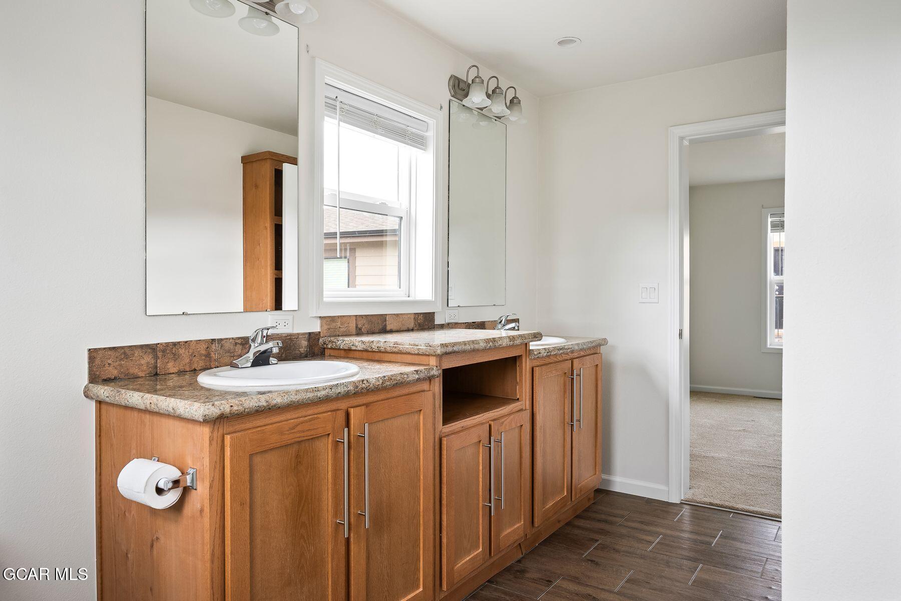 551 Summit Trail 190