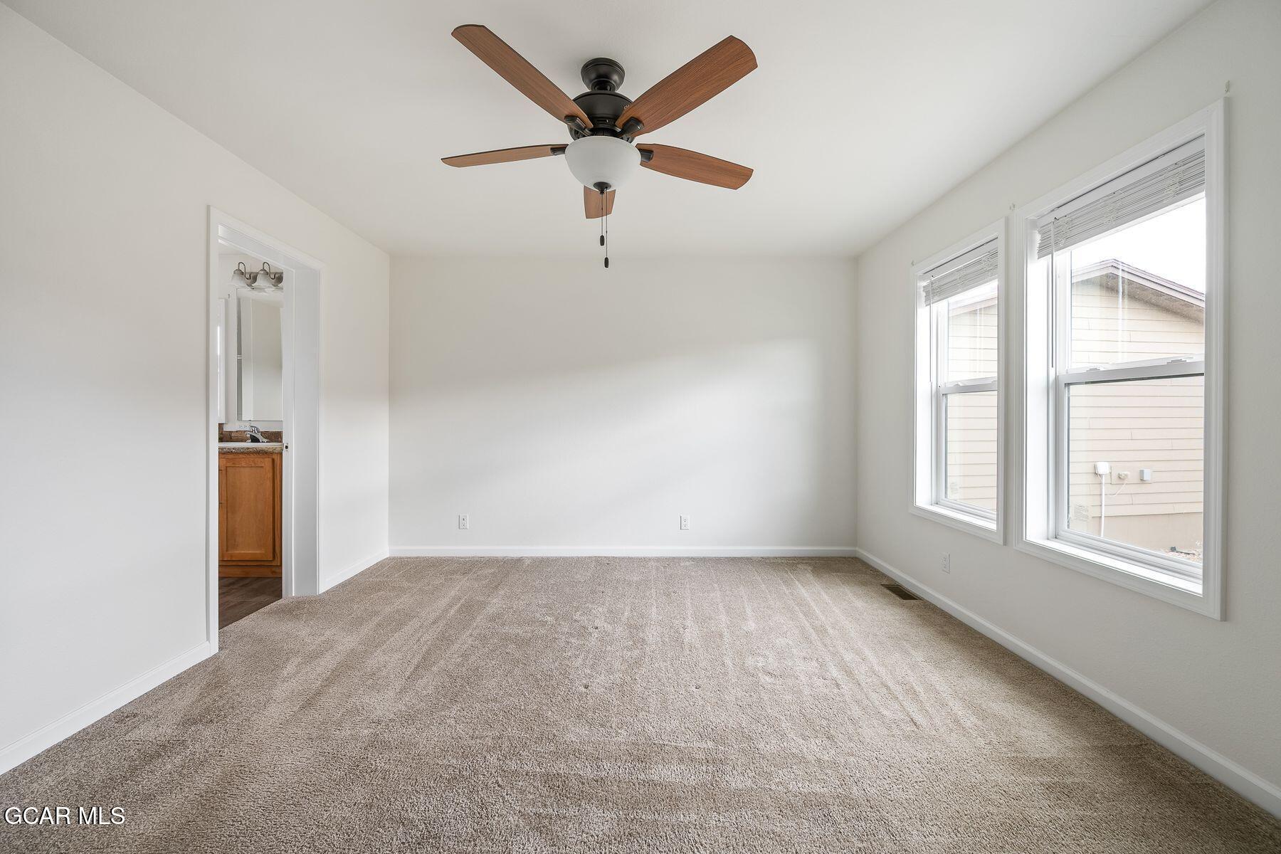 551 Summit Trail 190