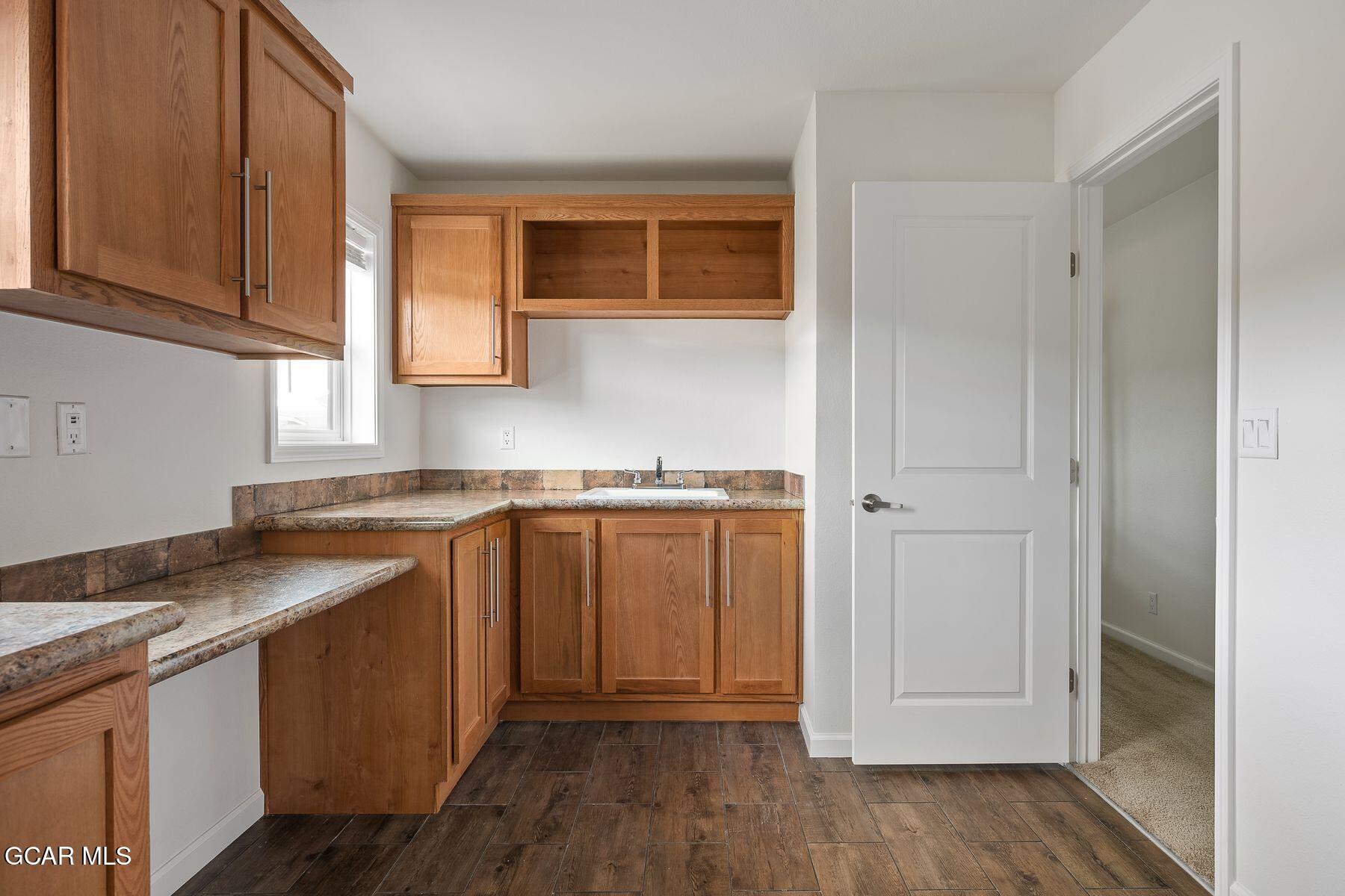 551 Summit Trail 190