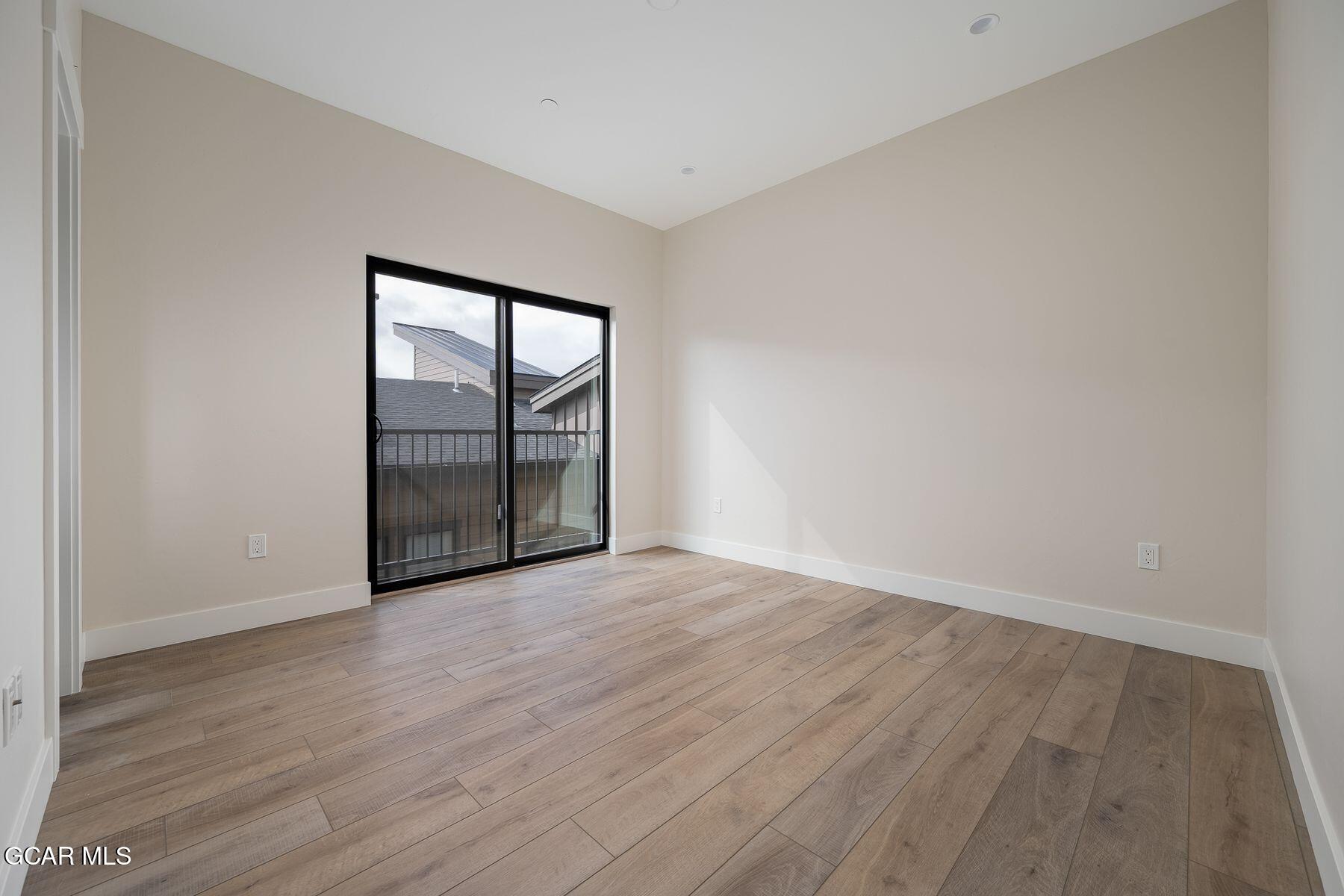 378 E Agate Avenue 4A