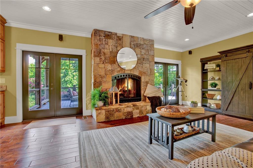 487 Mountain Tops Road