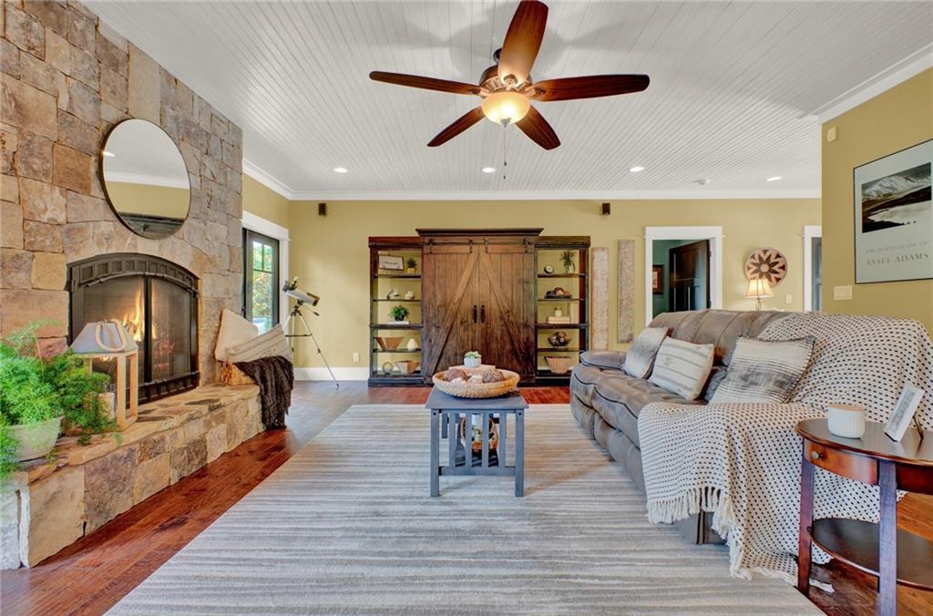 487 Mountain Tops Road