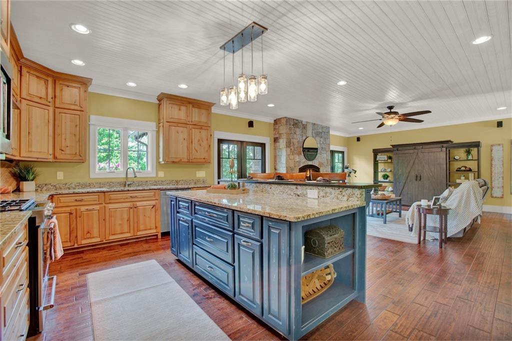 487 Mountain Tops Road