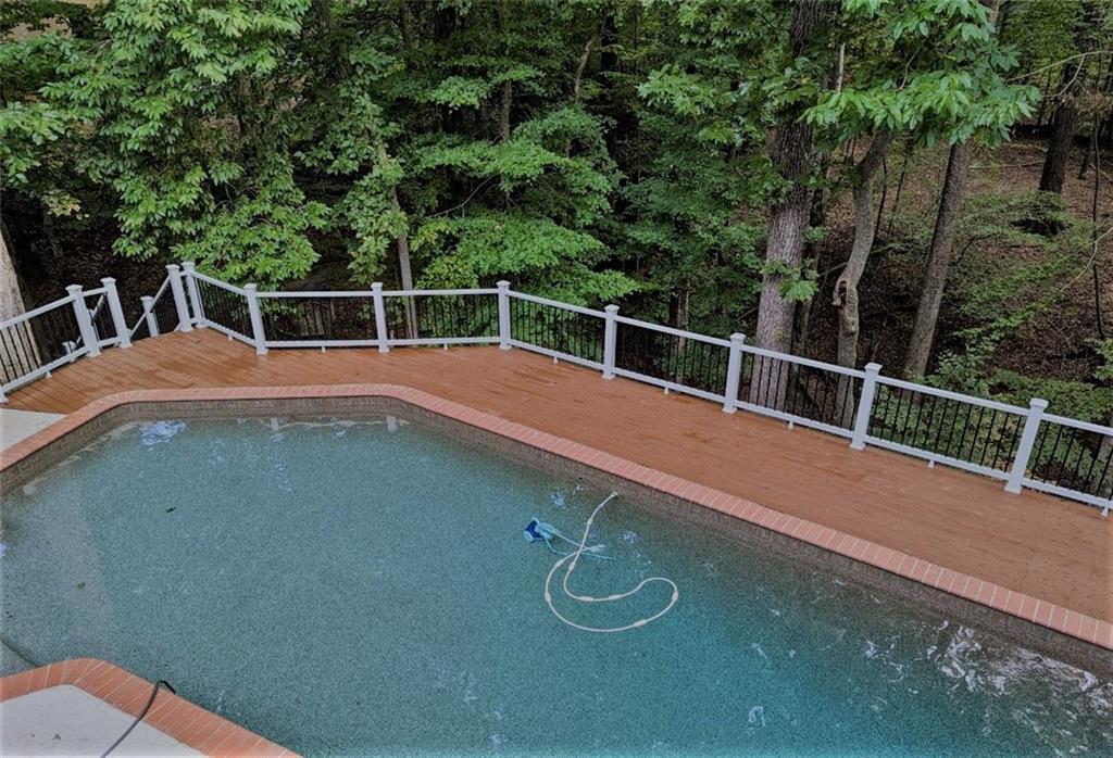 10635 N Edgewater Place