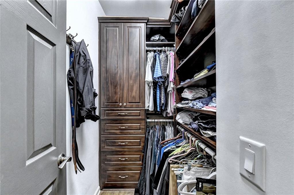 10635 N Edgewater Place