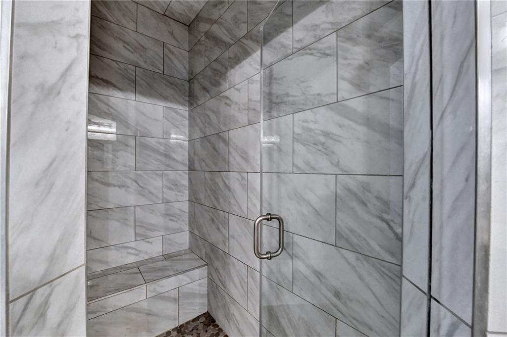 10635 N Edgewater Place