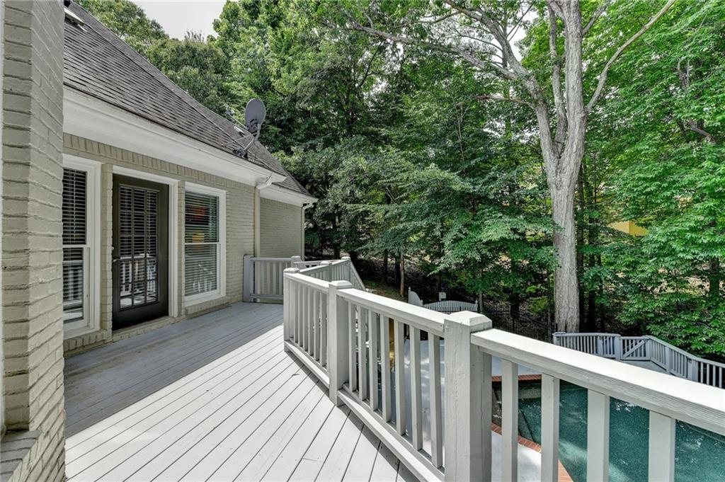 10635 N Edgewater Place