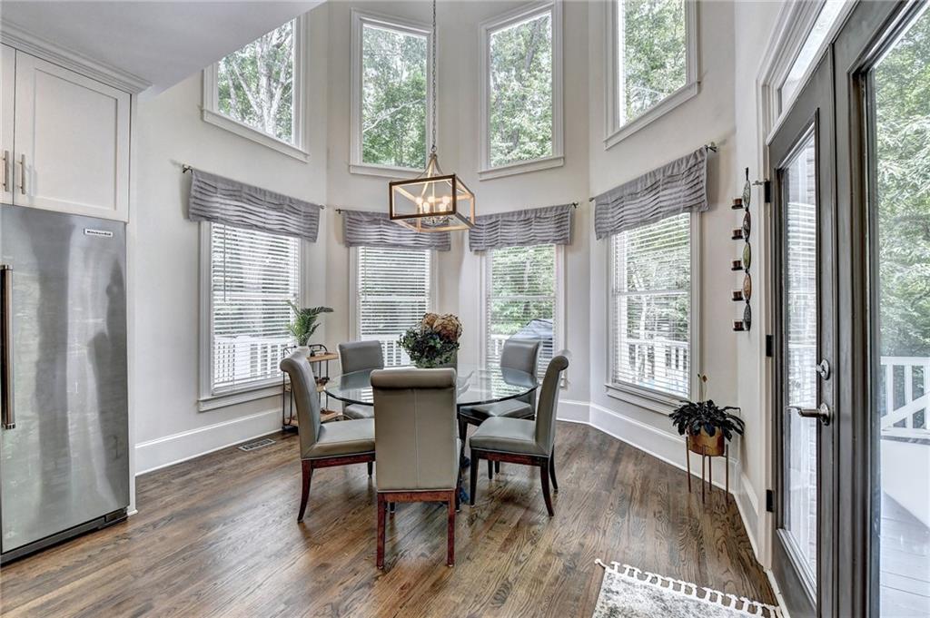 10635 N Edgewater Place