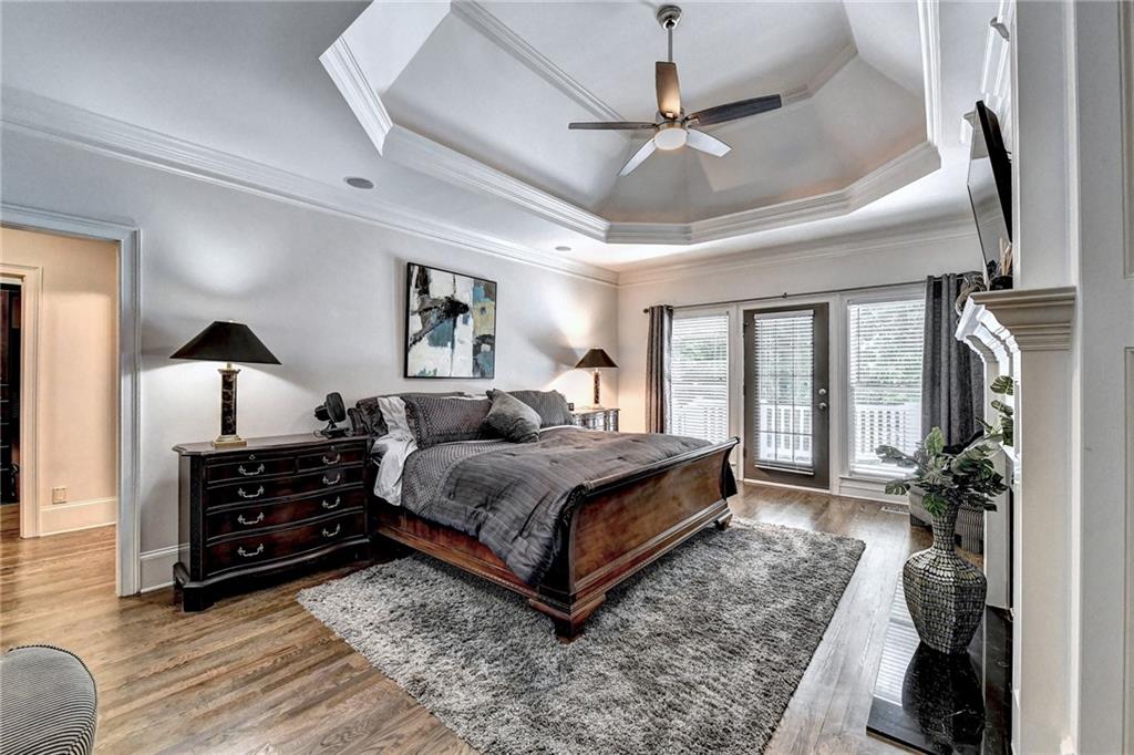 10635 N Edgewater Place