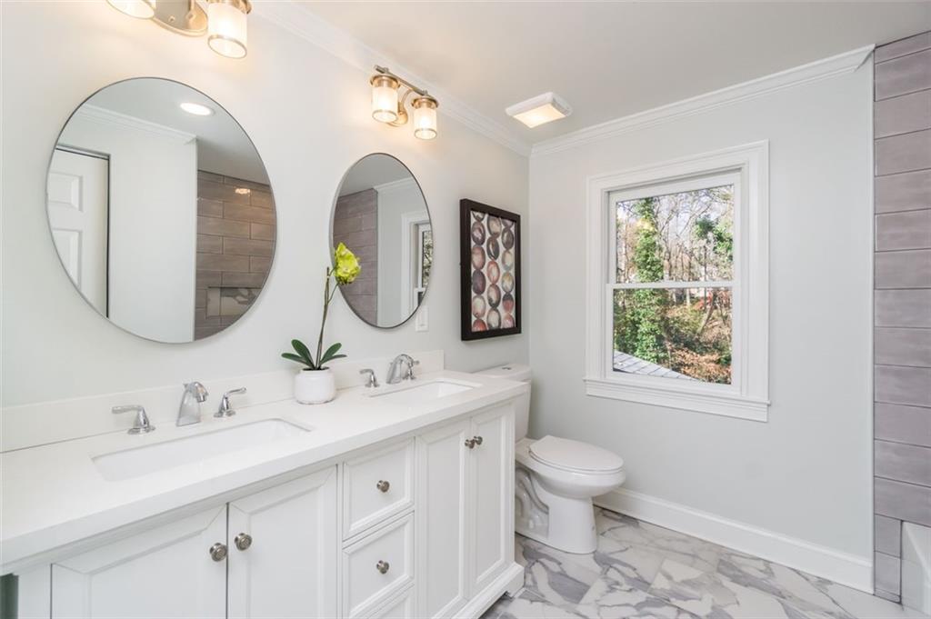 113 Fox Hills Circle SE