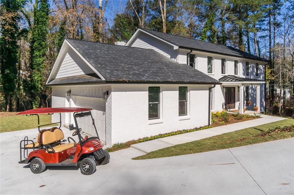 113 Fox Hills Circle SE