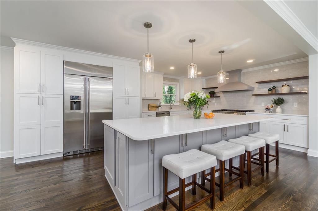 113 Fox Hills Circle SE