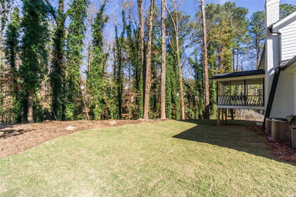 113 Fox Hills Circle SE