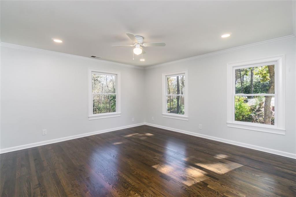 113 Fox Hills Circle SE