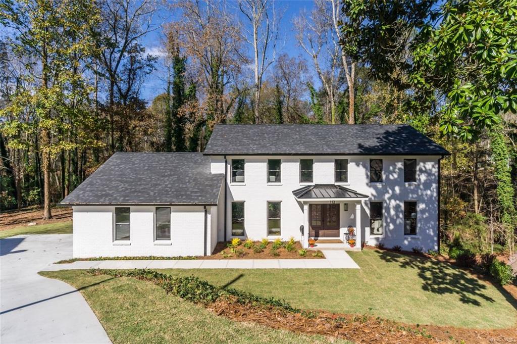 113 Fox Hills Circle SE