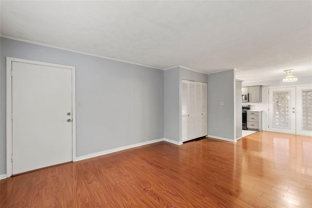 1822 N Rock Springs Road NE Unit 7