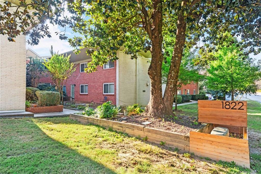 1822 N Rock Springs Road NE Unit 7