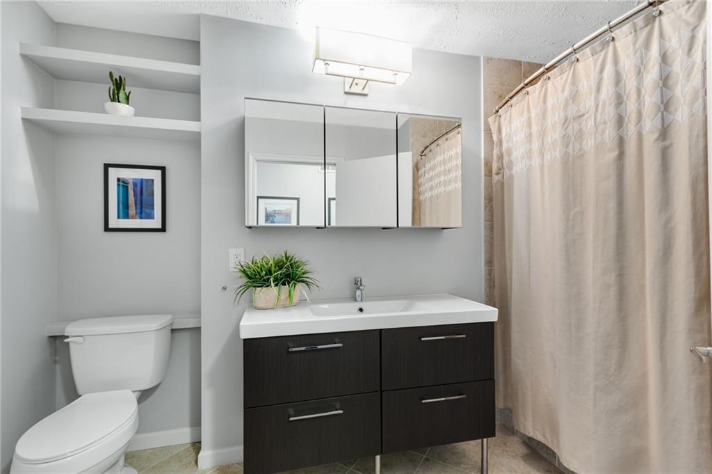 2689 Whitehurst Drive NE