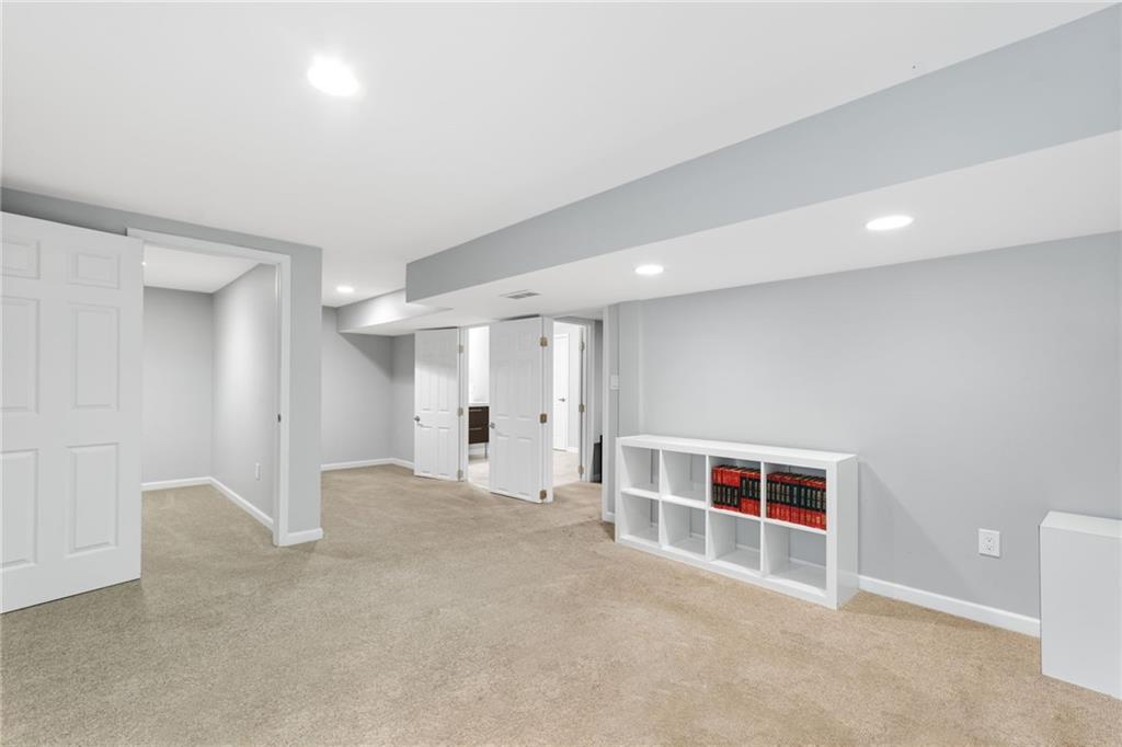 2689 Whitehurst Drive NE