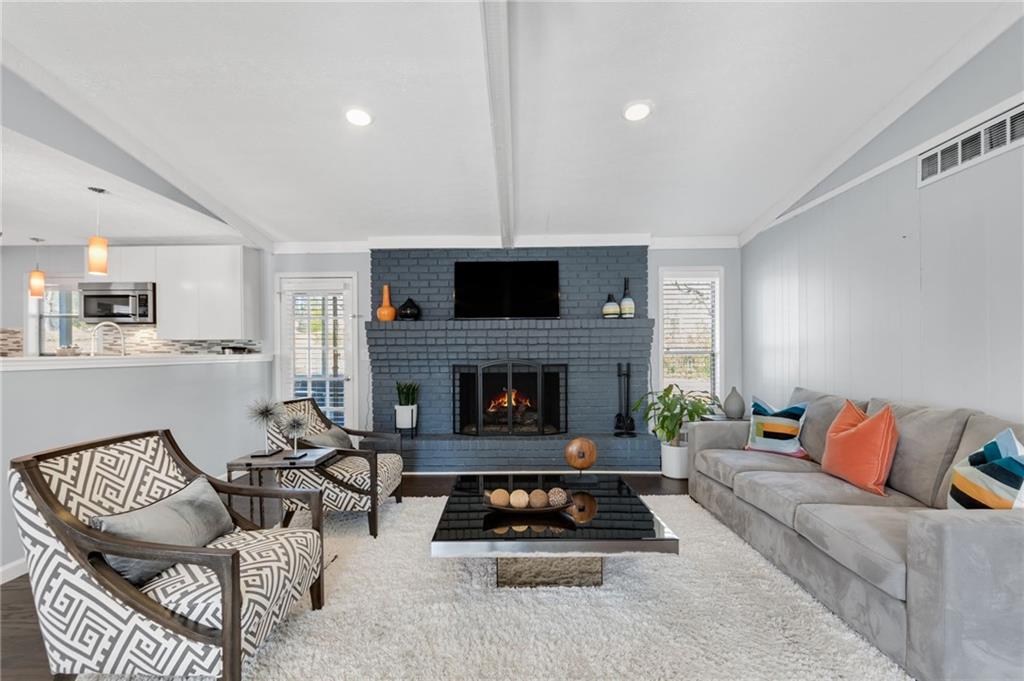 2689 Whitehurst Drive NE