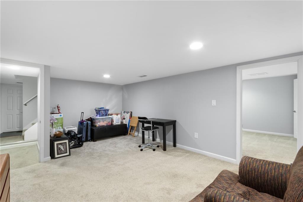 2689 Whitehurst Drive NE