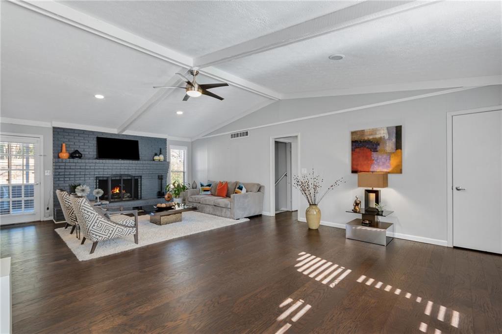 2689 Whitehurst Drive NE