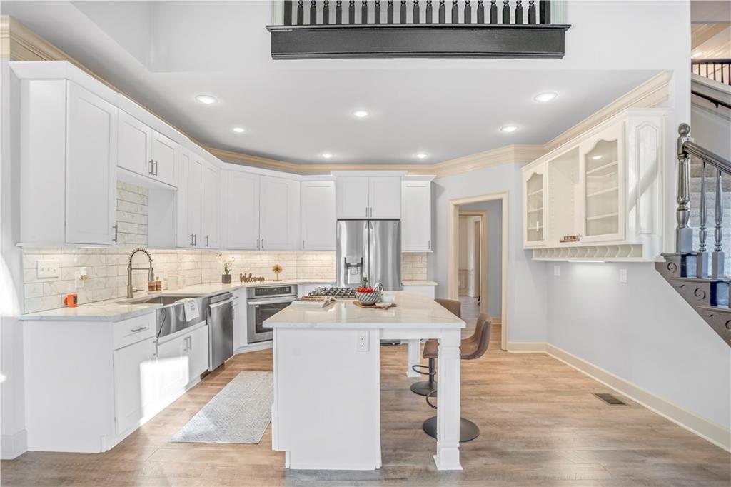 3450 Holly Trail Lane