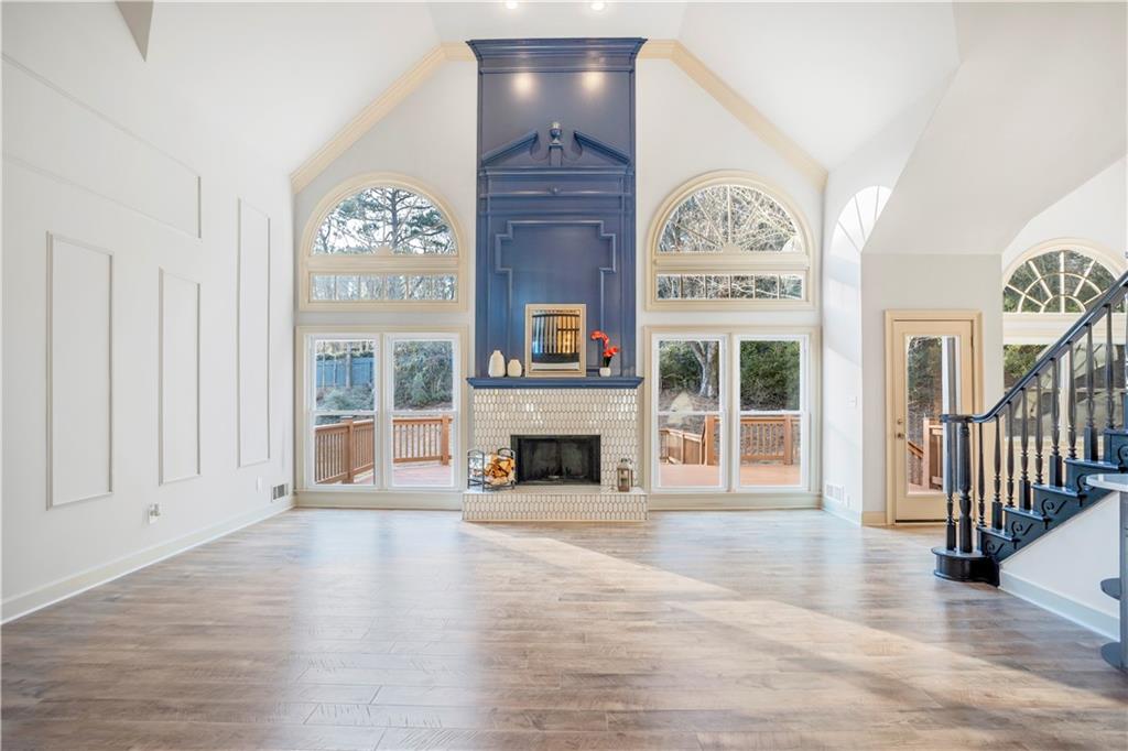 3450 Holly Trail Lane