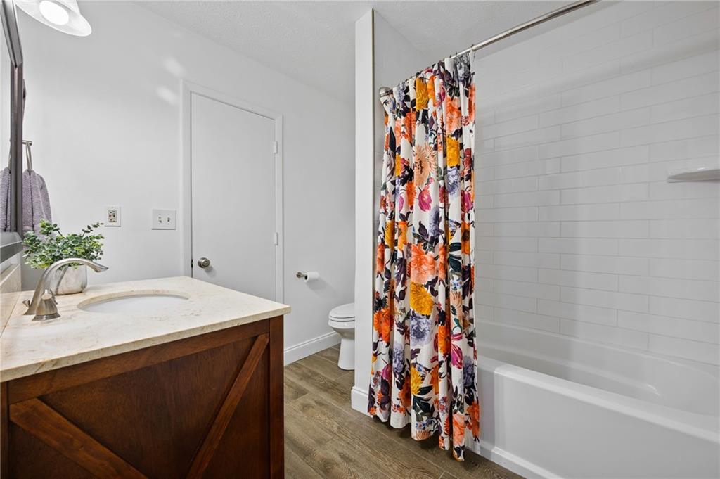 612 Wynnes Ridge Circle SE