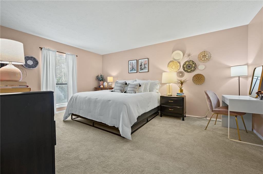 612 Wynnes Ridge Circle SE