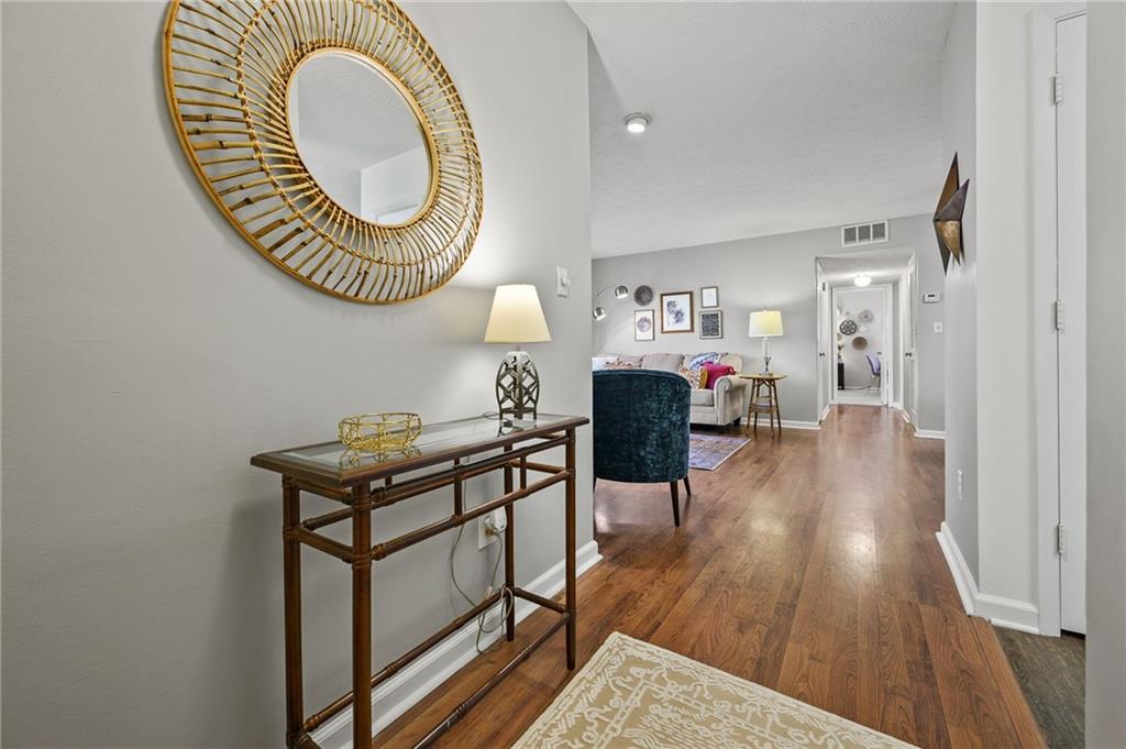 612 Wynnes Ridge Circle SE