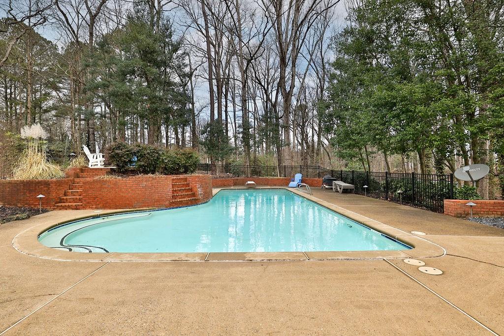 460 Saddlebrook Drive