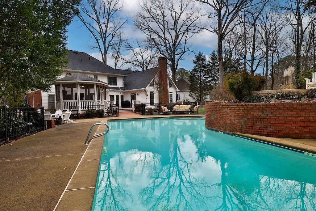 460 Saddlebrook Drive