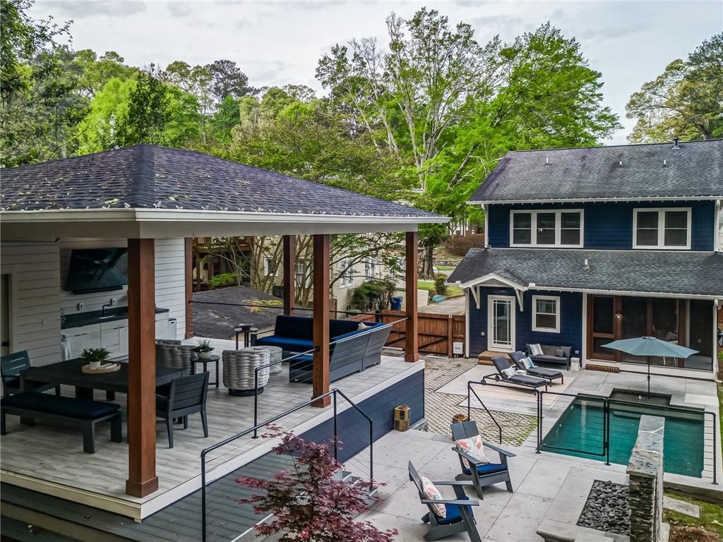 1507 N Morningside Drive NE