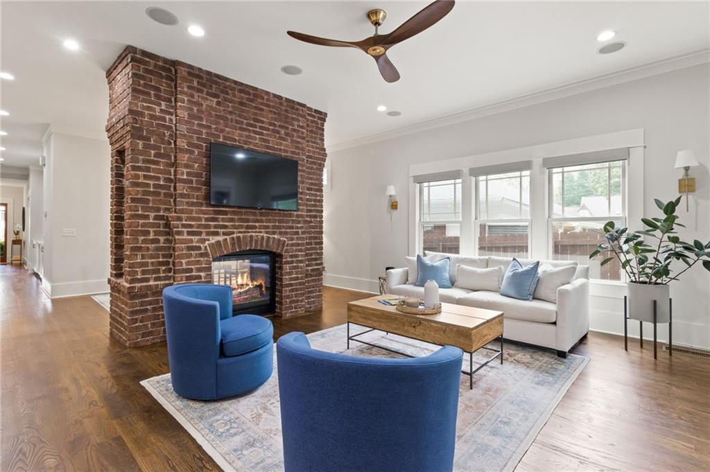 1507 N Morningside Drive NE