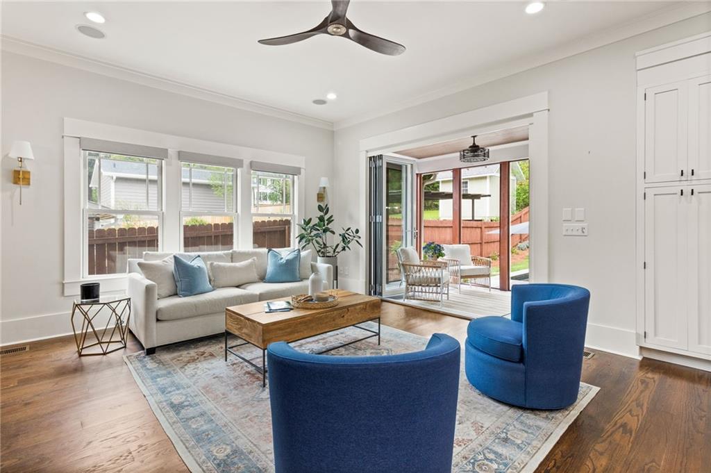 1507 N Morningside Drive NE