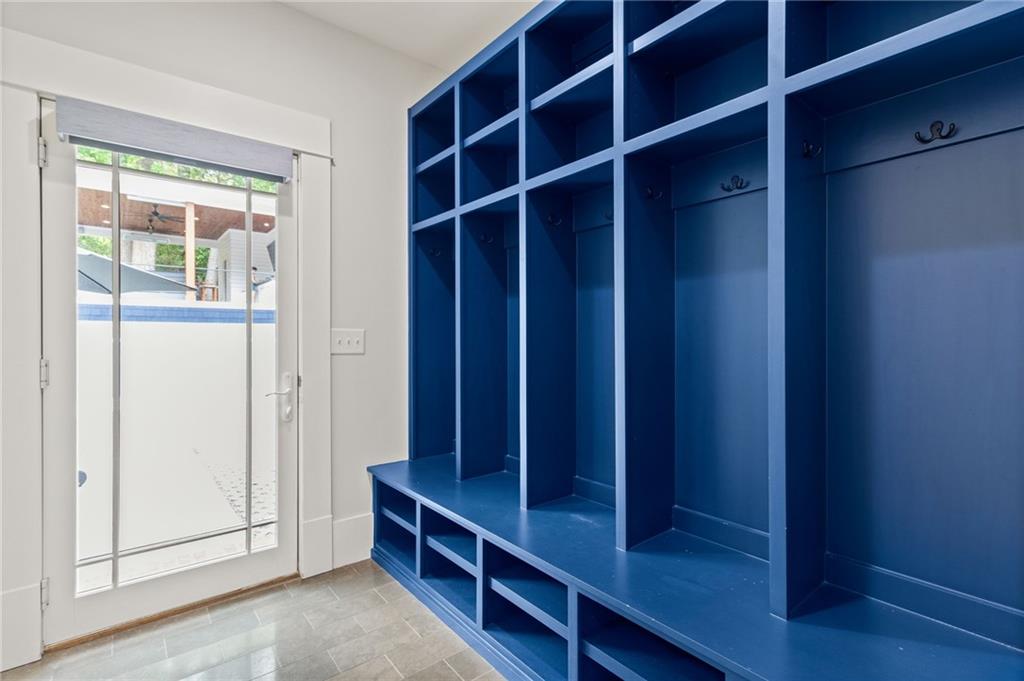 1507 N Morningside Drive NE