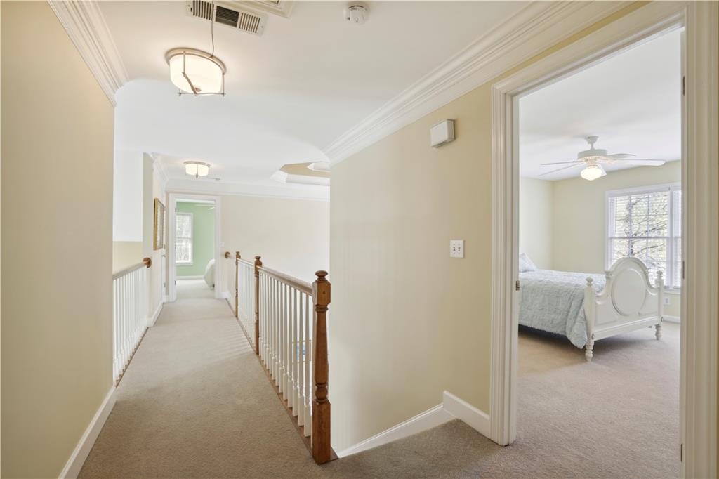 12175 Oak Hollow Way