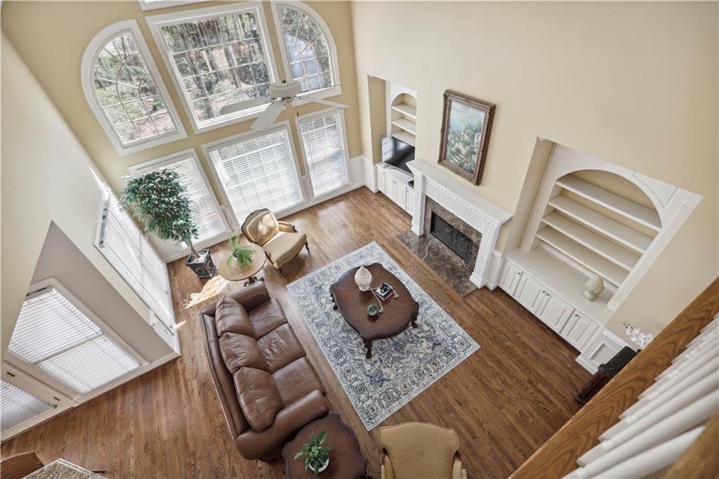 12175 Oak Hollow Way