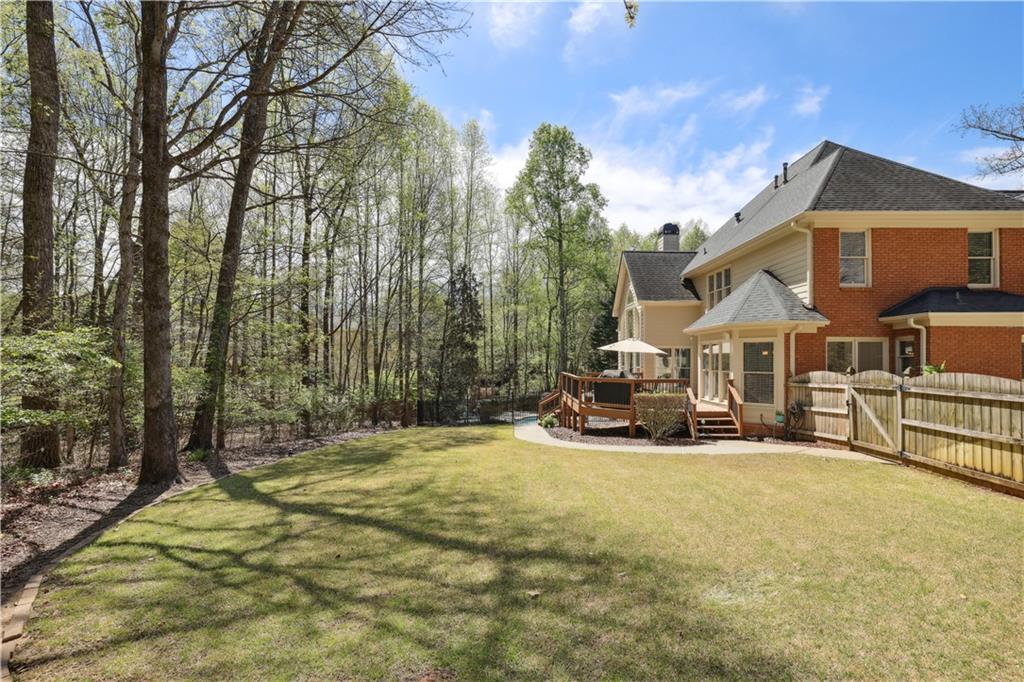 12175 Oak Hollow Way