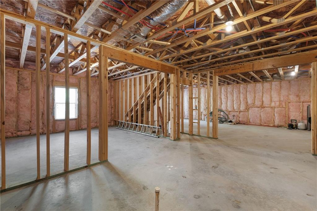 4500 W Village Court SE