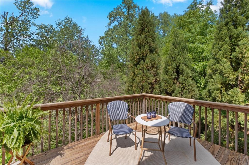 4500 W Village Court SE