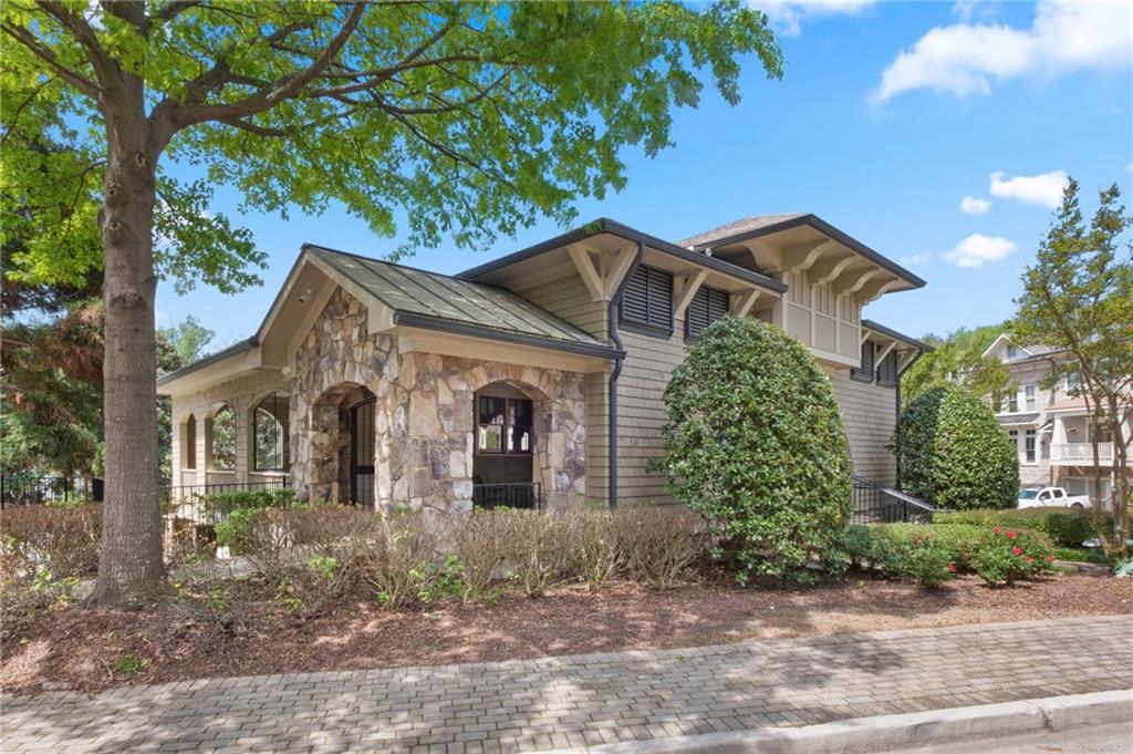 4500 W Village Court SE