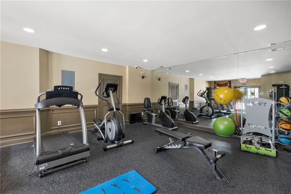 4500 W Village Court SE